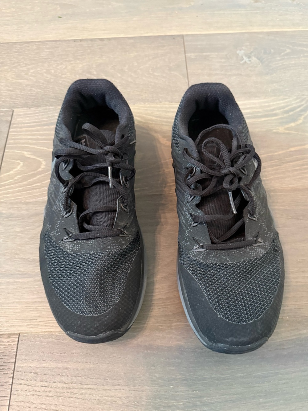 Men's Nike Black Athletic Sneakers